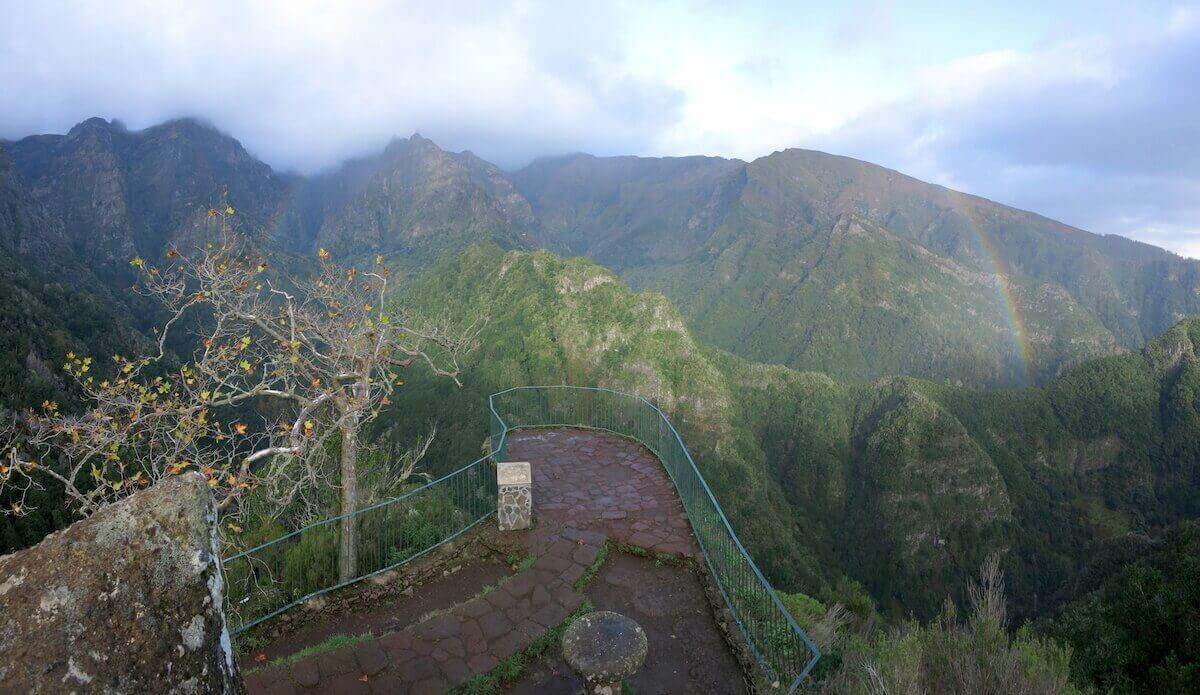 2. Mirador Balcões