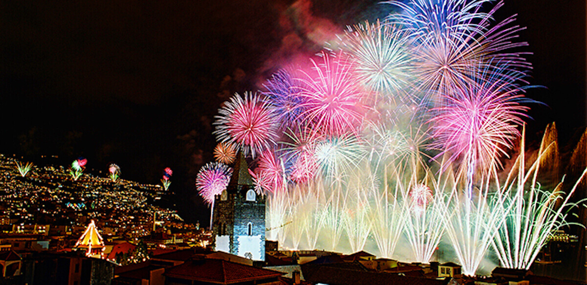 5. New Year's Eve Fireworks Show in Funchal