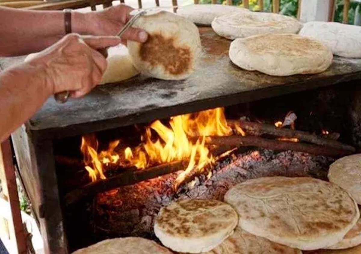 2. Traditional Restaurants