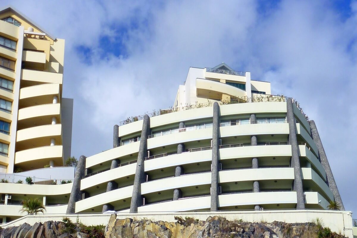 Regency Cliff