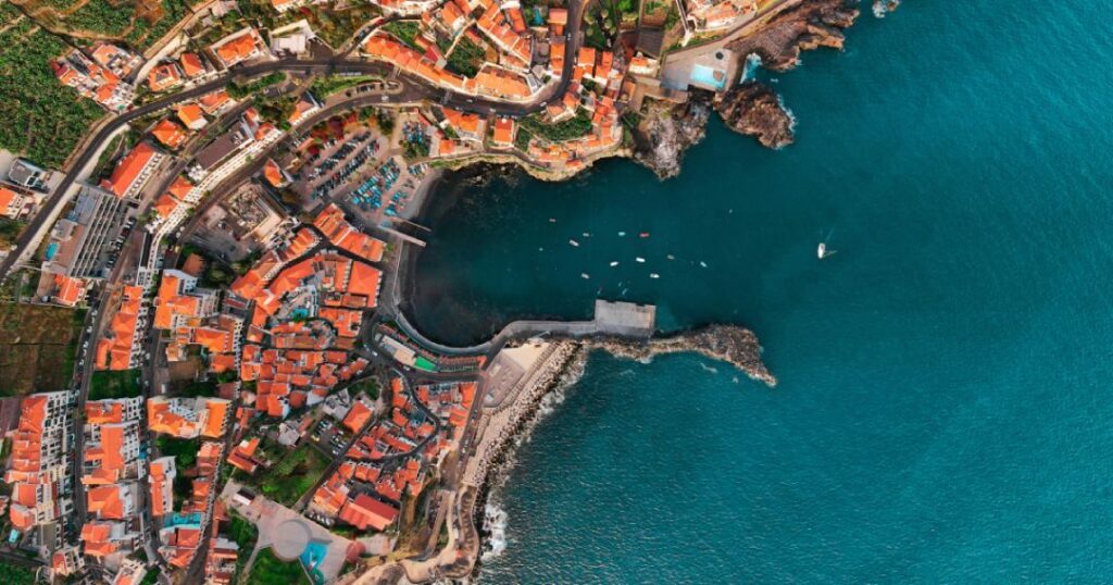 Air view of Câmara de Lobos