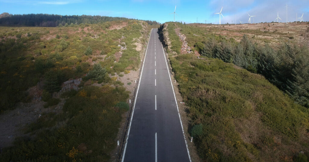 ER105 (Paul da Serra Plateau Road)