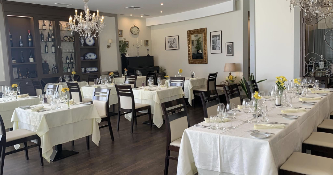 Restaurant Cris's Place