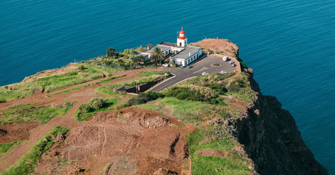 Rent a Car in Funchal City and visit Ponta do Pargo