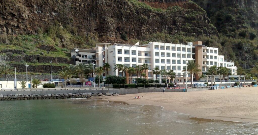 Calheta Beach Hotel